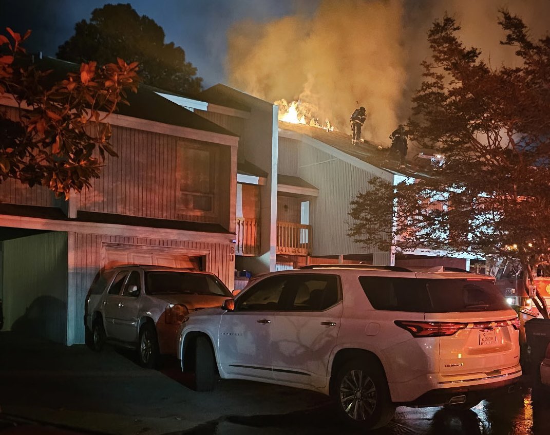 Four units left impacted by early Tuesday morning fire - ABC Columbia